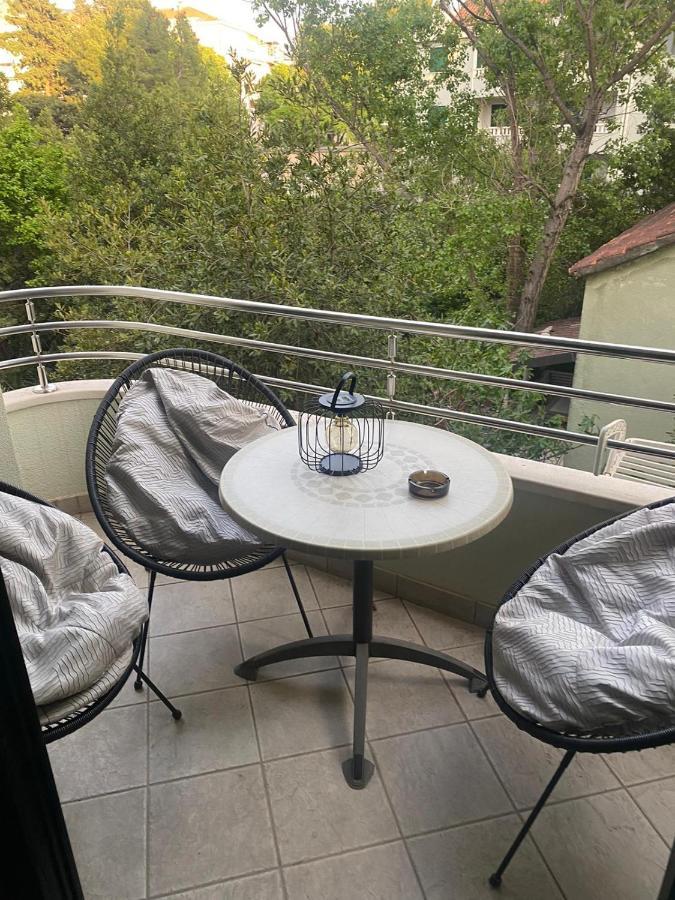 Apartmani Penavic มาคาร์สกา ภายนอก รูปภาพ